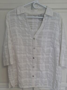 Vintage White Stag White Textured 3/4 Sleeze Button-Down Shirt